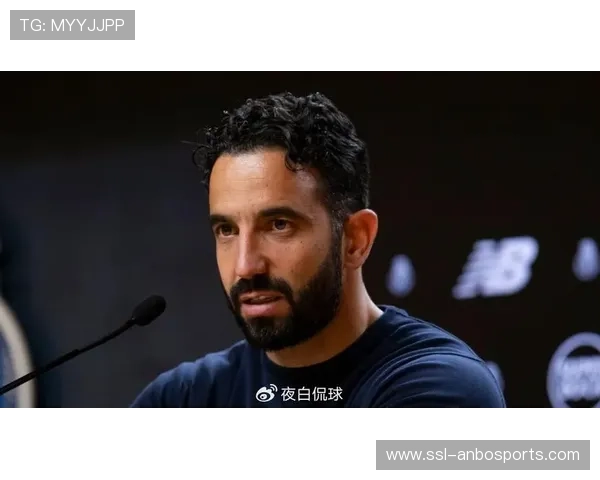 阿莫林场边激情指挥展现教练个性激励球队奋勇向前